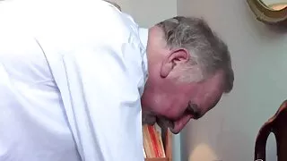 Garota exótica moren ...