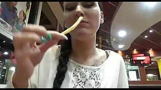 Adolescente escaldan ...