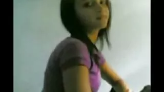 Morena amarrada dá b ...