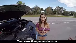 Trashy Caucasian BBW ...