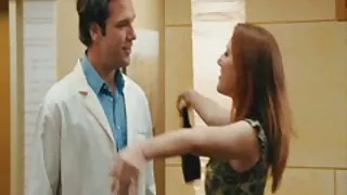 Garota morena desagr ...